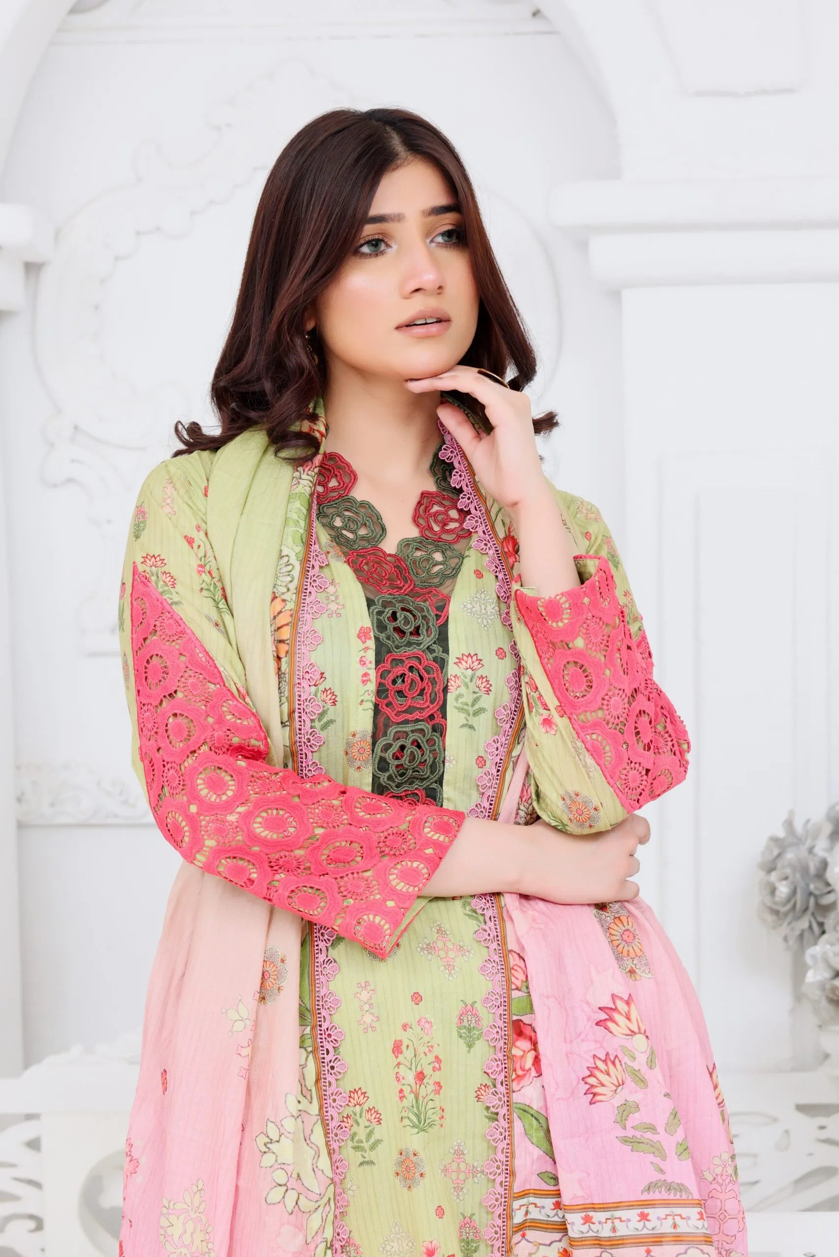 Narm saz – lawn dress