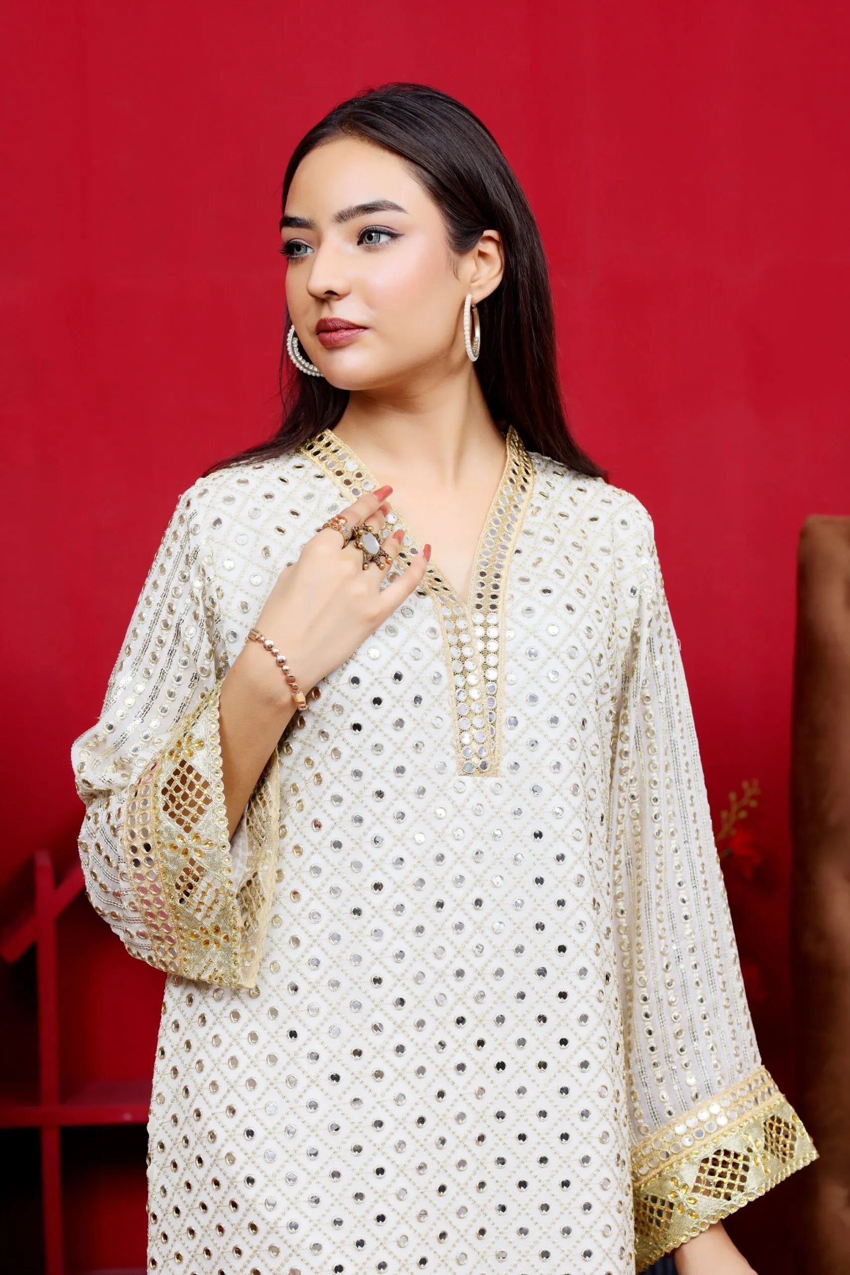 Noor-e-Zar (2 piece outfit)