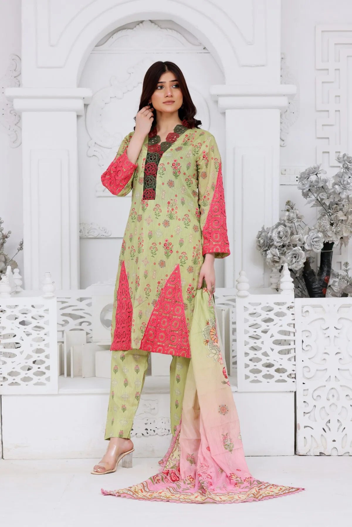 Narm saz – lawn dress